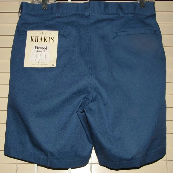 NWT FARAH Khakis Pleated Wrinkle Free Shorts  W36 - Picture 4 of 6